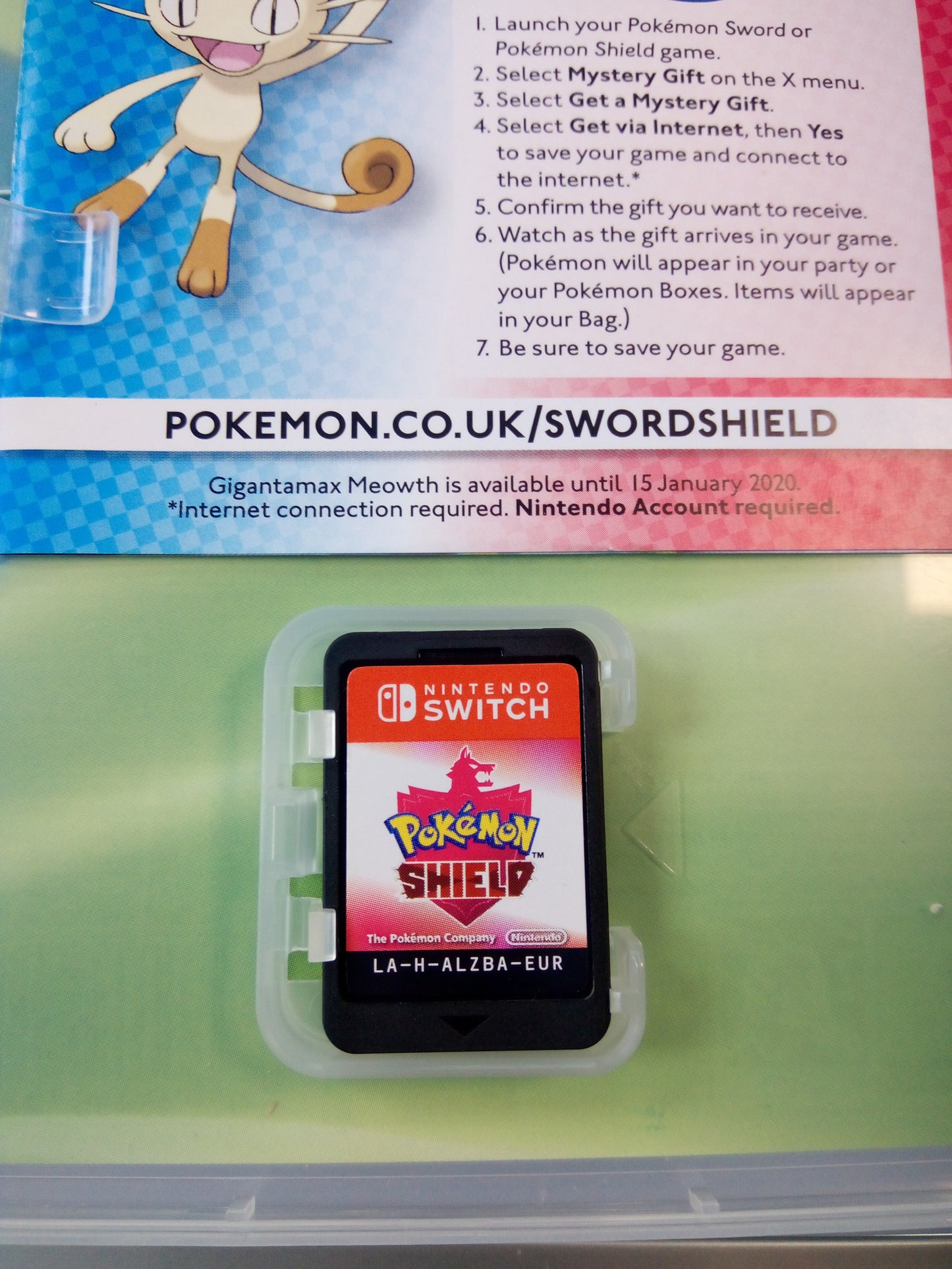 Nintendo Switch * Pokemon Shield