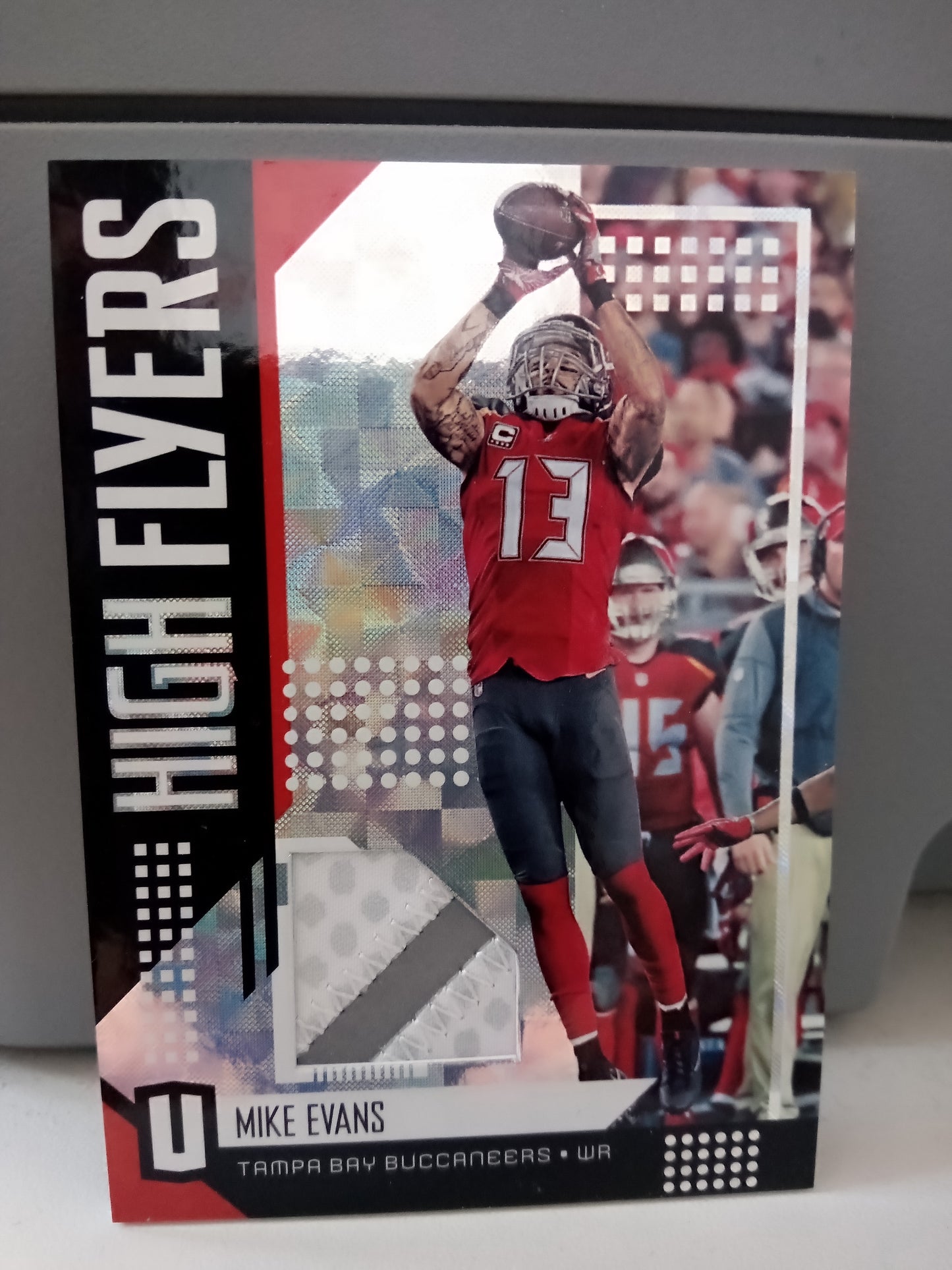 2018 Panini Unparalleled * Mike Evans * #12/25 High Flyers Hyper #HF-ME