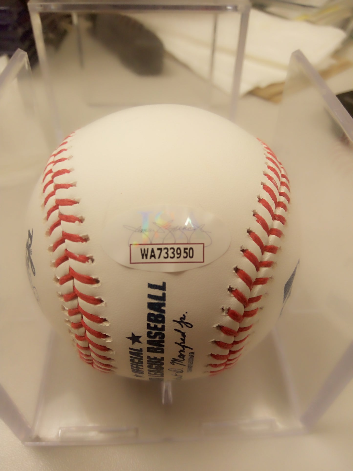 Pete Rose Signed Baseball