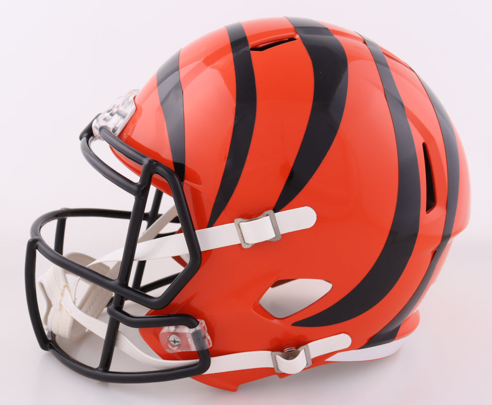 Chad "Ocho Cinco" Johnson Signed Bengals Full-Size Speed Helmet * Beckett