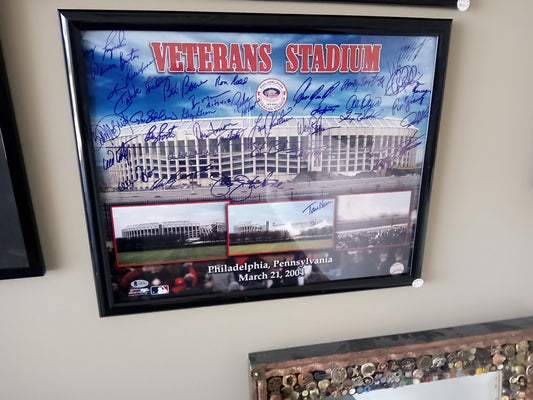 Philadelphia Philles Signed 16x20 Veterans Stadium Demolition Photo * Beckett