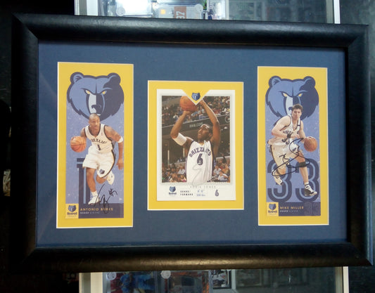 Memphis Grizzlies Signed Framed Photos * 22.5" X 15.5"