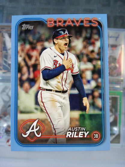 2024 Topps Series 2 * Austin Riley * #38/50 Father’s Day Blue #595