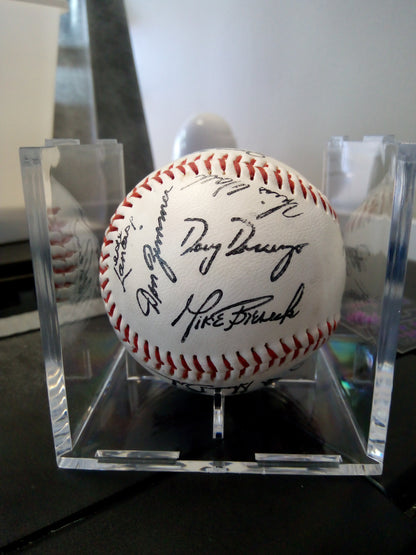 1991 Chicago Cubs Signed Baseball In Display Case