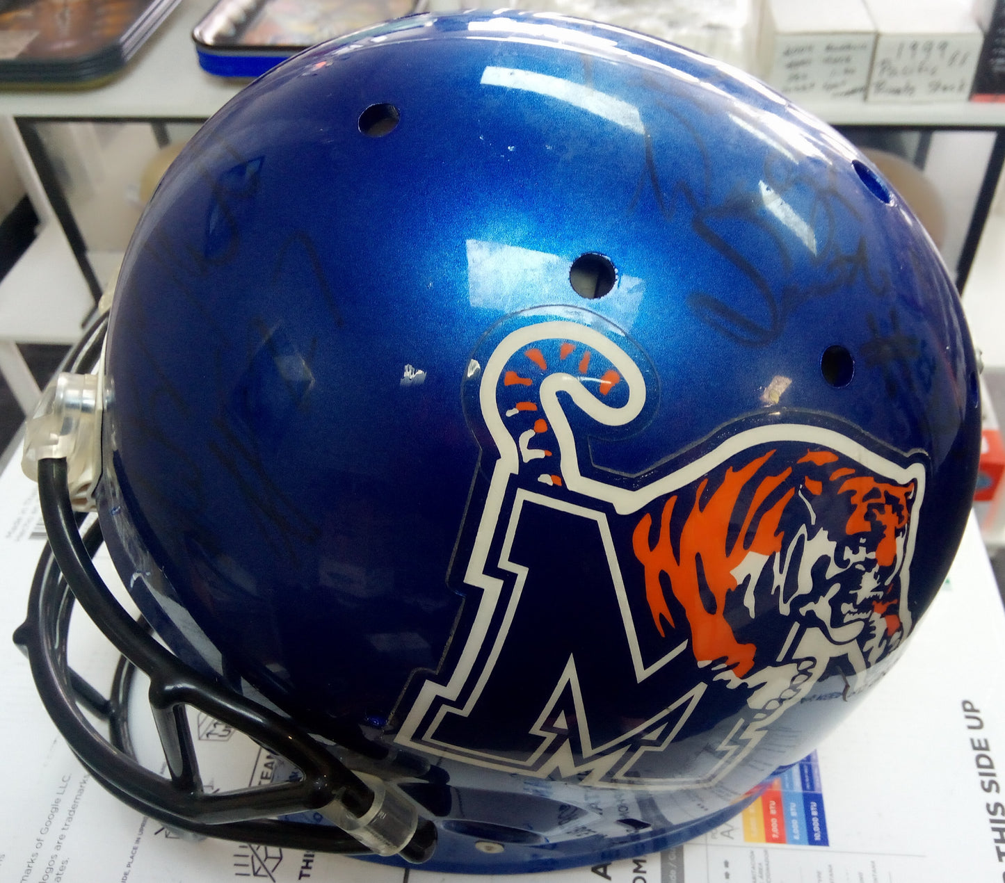Memphis Tigers Full Size Authentic Schutt Helmet * 2005 Team Signed