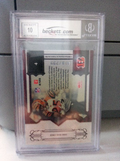 2009 Donruss * Chad Ocho Cinco * #018/299 Dress Code Auto #4 * Beckett
