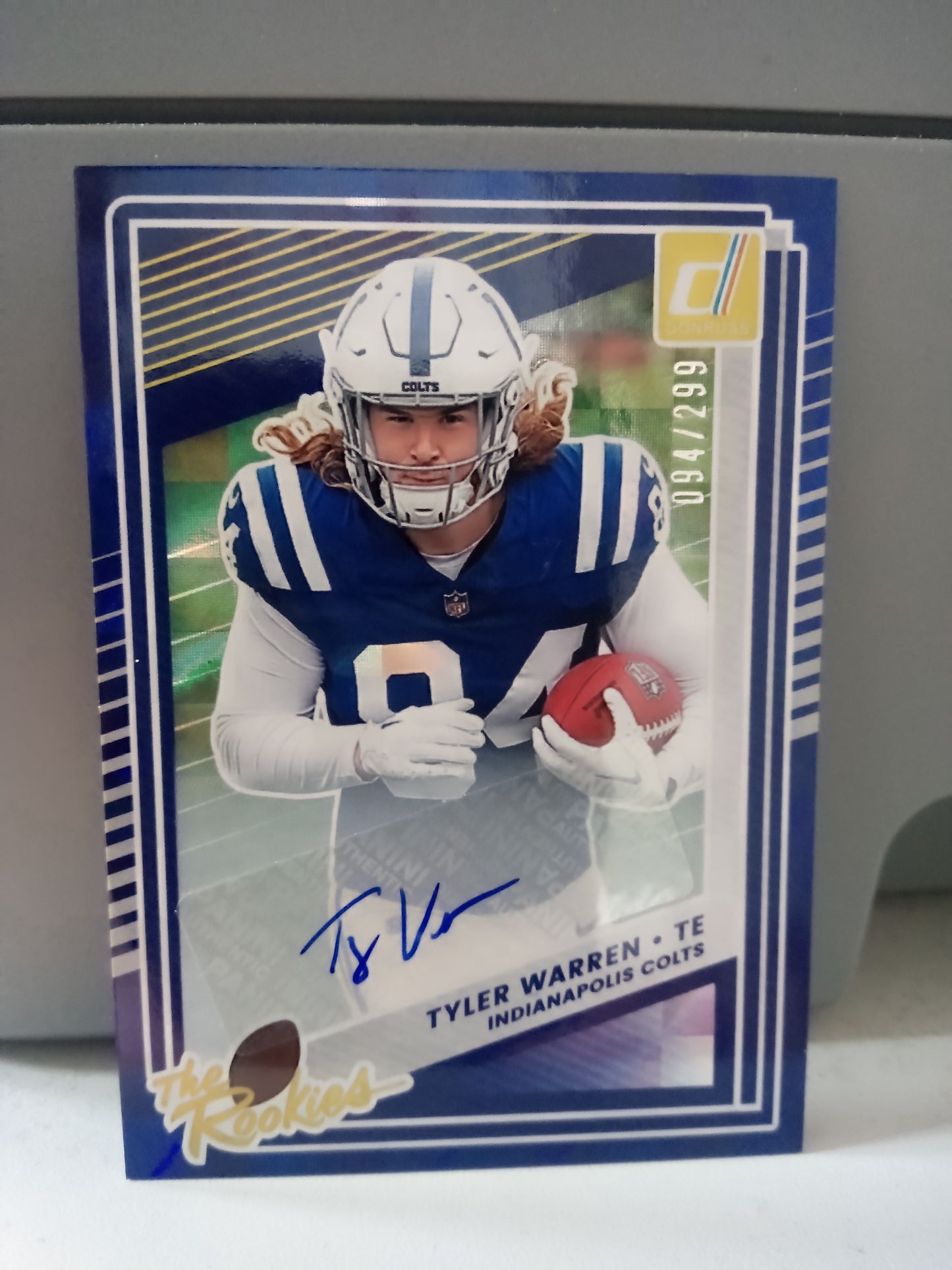 2025 Donruss * Tyler Warren * #094/299 The Rookies Auto #9