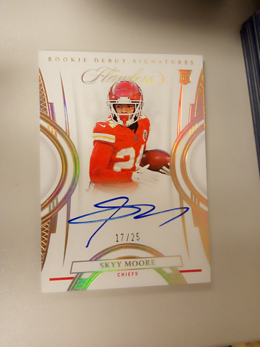 2022 Panini Flawless * Skyy Moore * #17/25 RC Auto #RDS-SM