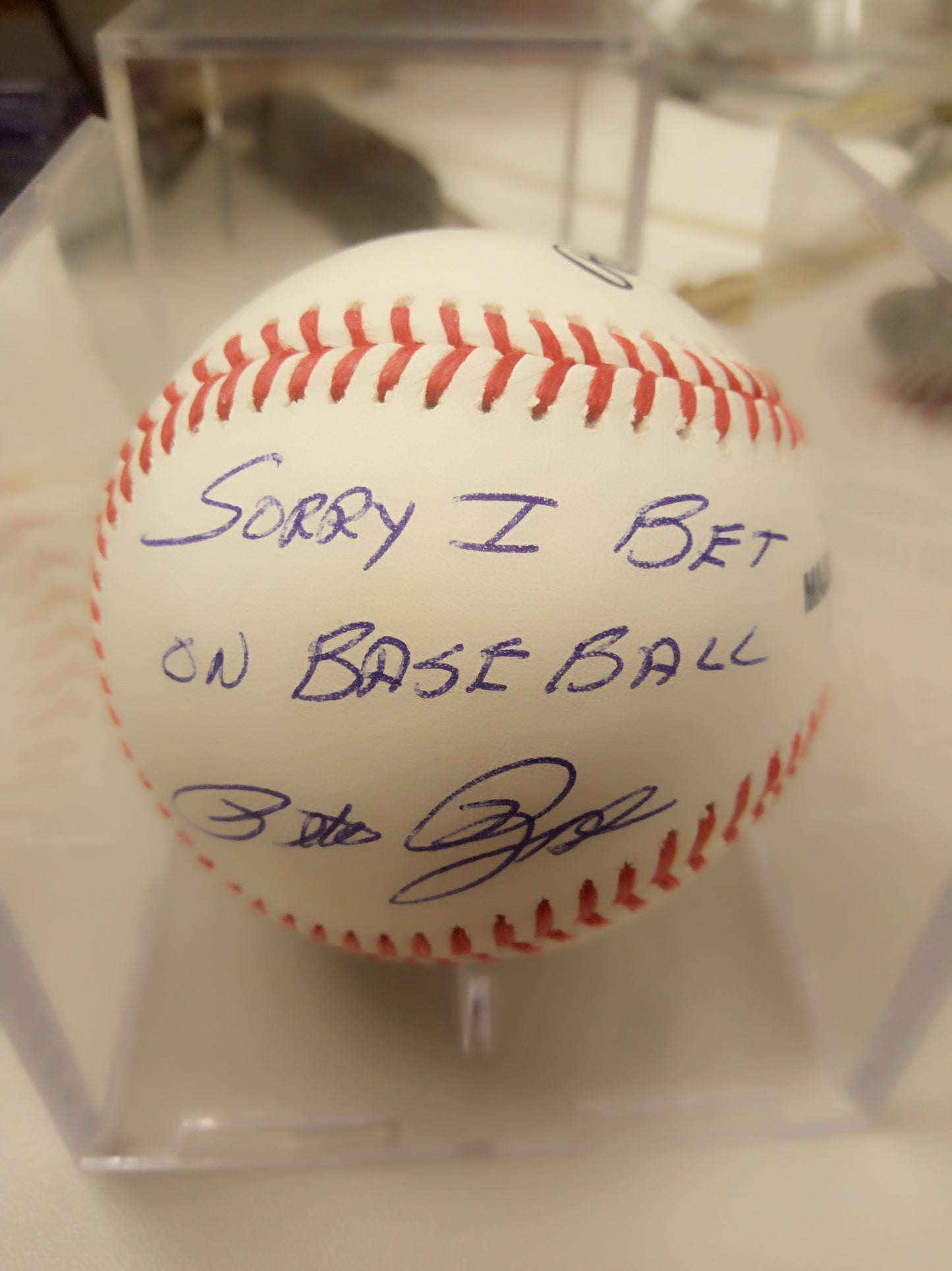 Pete Rose Signed Baseball