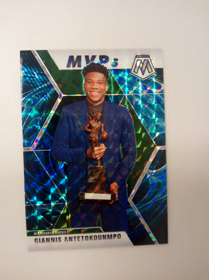 2019-20 Panini Mosaic * Giannis Antetokounmpo * MVP #297 Genesis