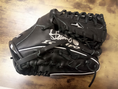 Ichiro Suzuki Signed MLB Baseball Glove * JSA