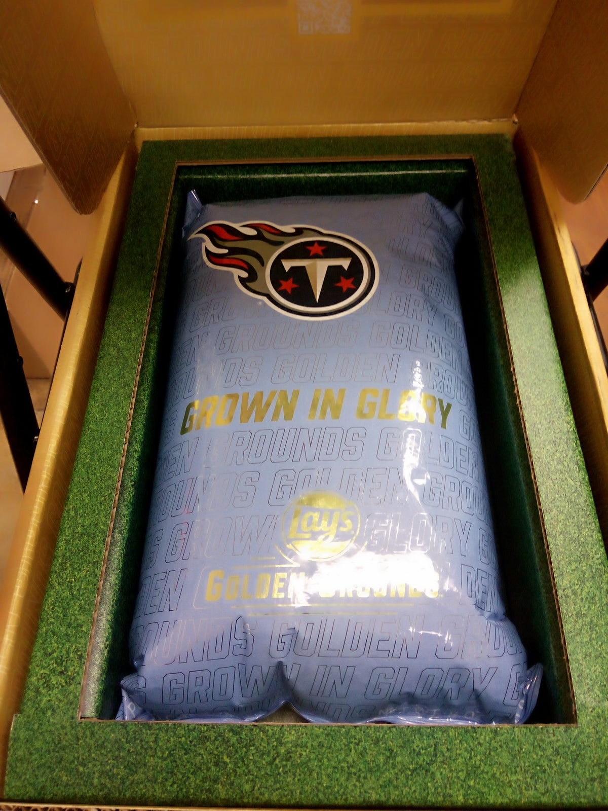 Lay's Golden Grounds * Tennessee Titans NFL Football Collectible Bag