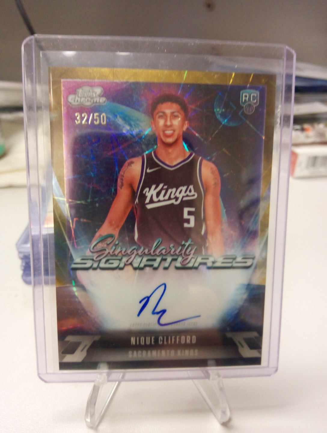 2025-26 Topps Chrome Cosmic * Nique Clifford * #32/50 Gold Velocity RC Auto #SS-NC